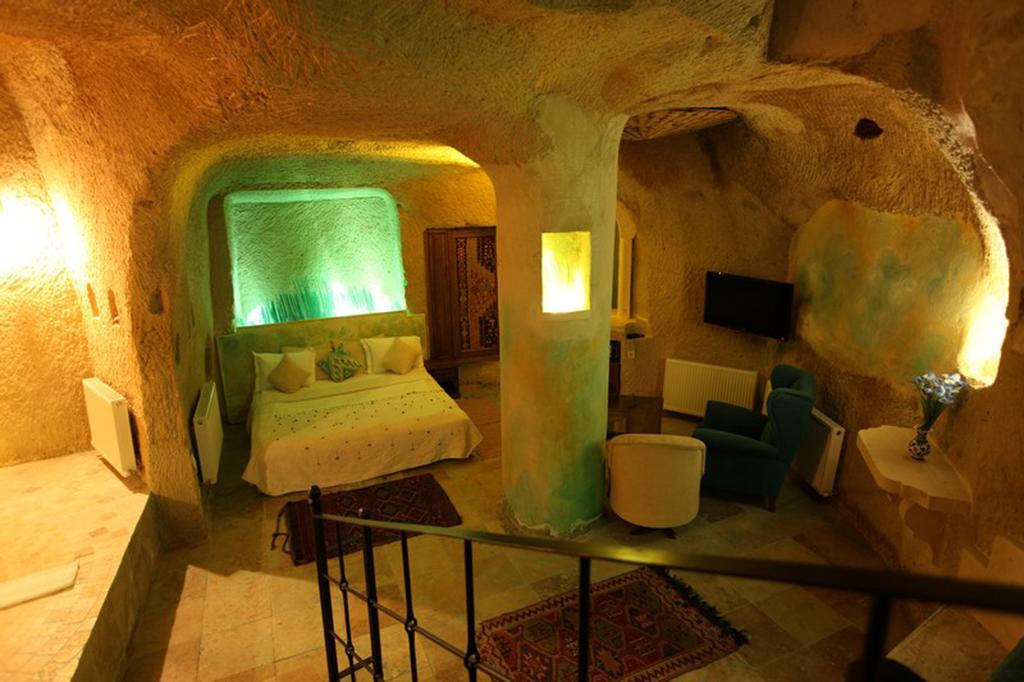 Blue Valley Cave Hotel 于尔居普 外观 照片